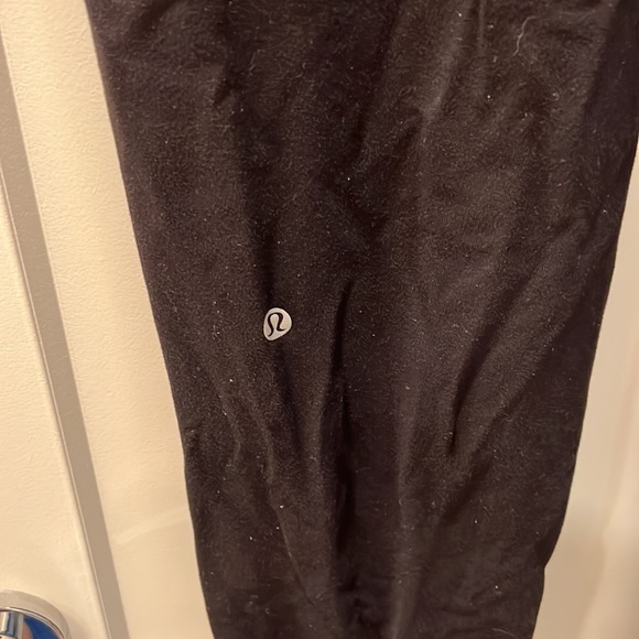 Lululemon City Joggers Size Large Preowned with Care - Picture 5 of 6